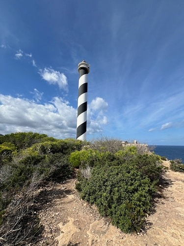 Bezienswaardigheden Portinatx Ibiza - vuurtoren Bezienswaardigheden Portinatx Ibiza - vuurtoren